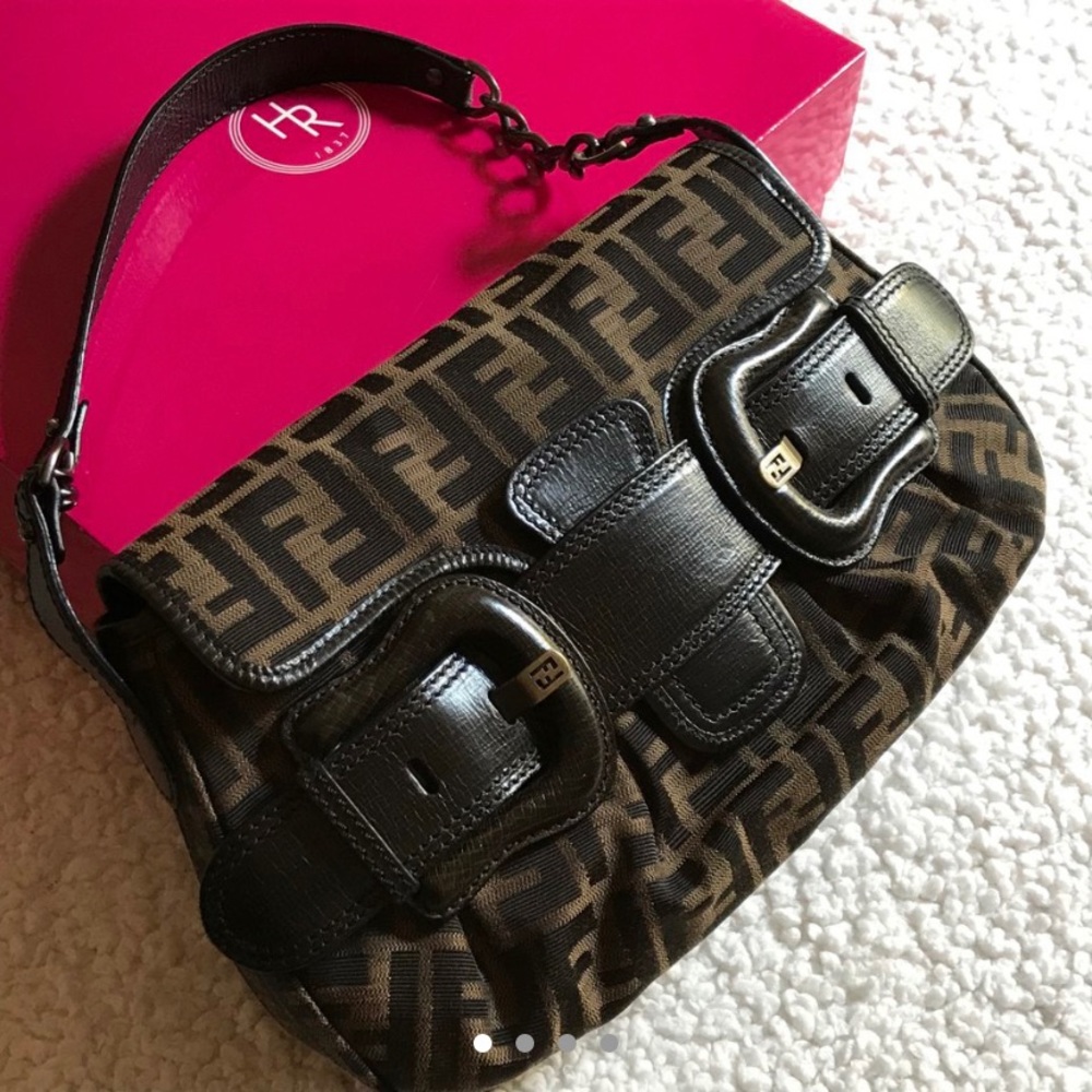 FENDI Shoulder Bag